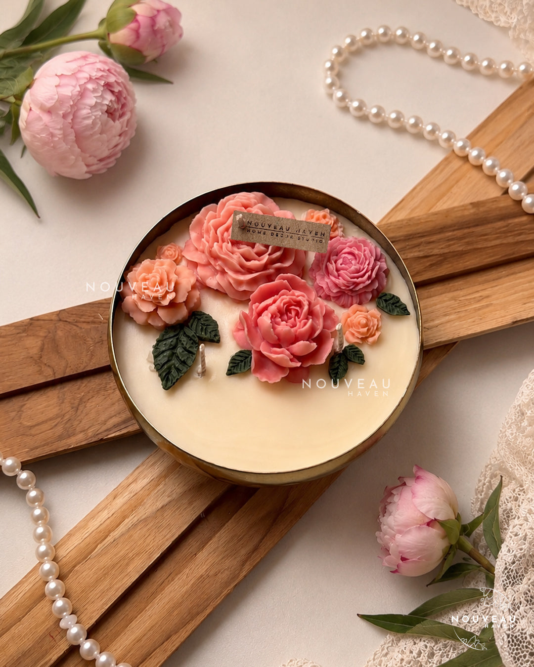 Peony Paradise Urli Candle
